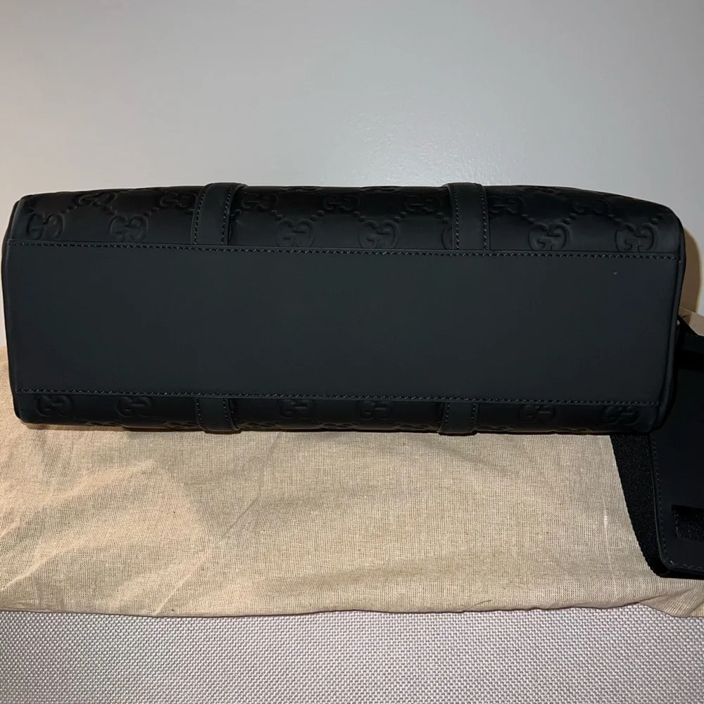 Gucci black rubber
